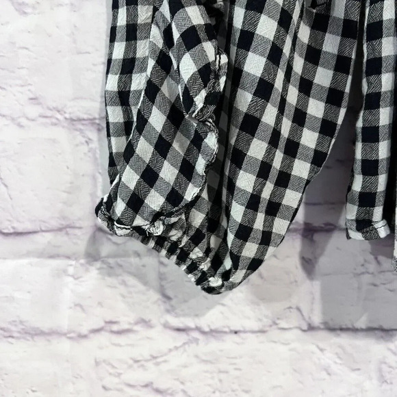American Eagle Black And White Gingham Cropped Top Women's Size Small - Picture 5 of 10